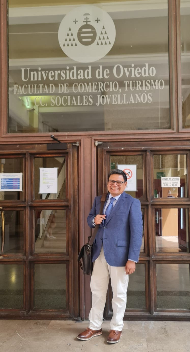 Premio Trayectoria Acad&eacute;mica, Francisco Mu&ntilde;oz Reinoso